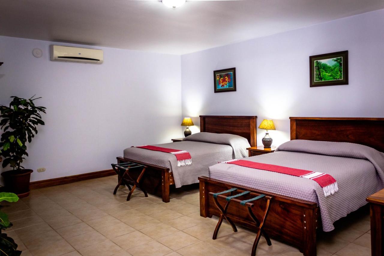Jaco Hotel Docelunas Экстерьер фото