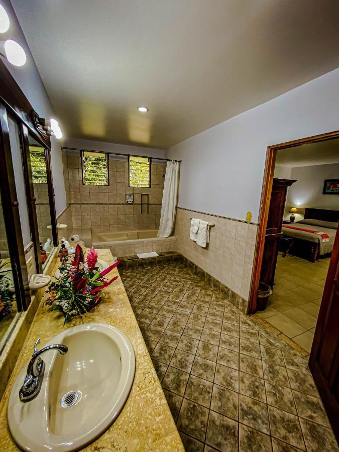 Jaco Hotel Docelunas Экстерьер фото