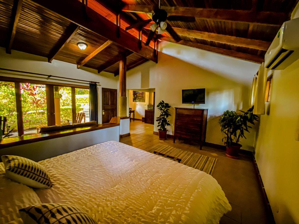 Jaco Hotel Docelunas Экстерьер фото